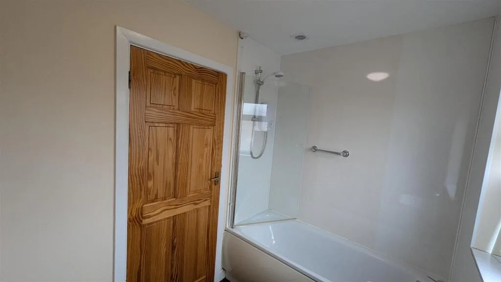 5 bedroom house for rent