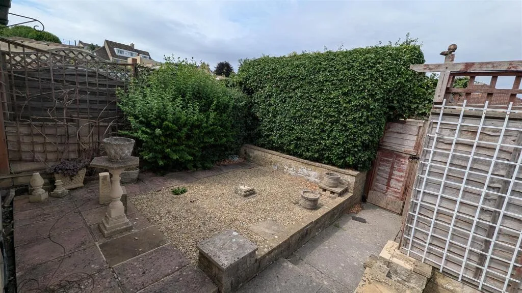 5 bedroom house for rent