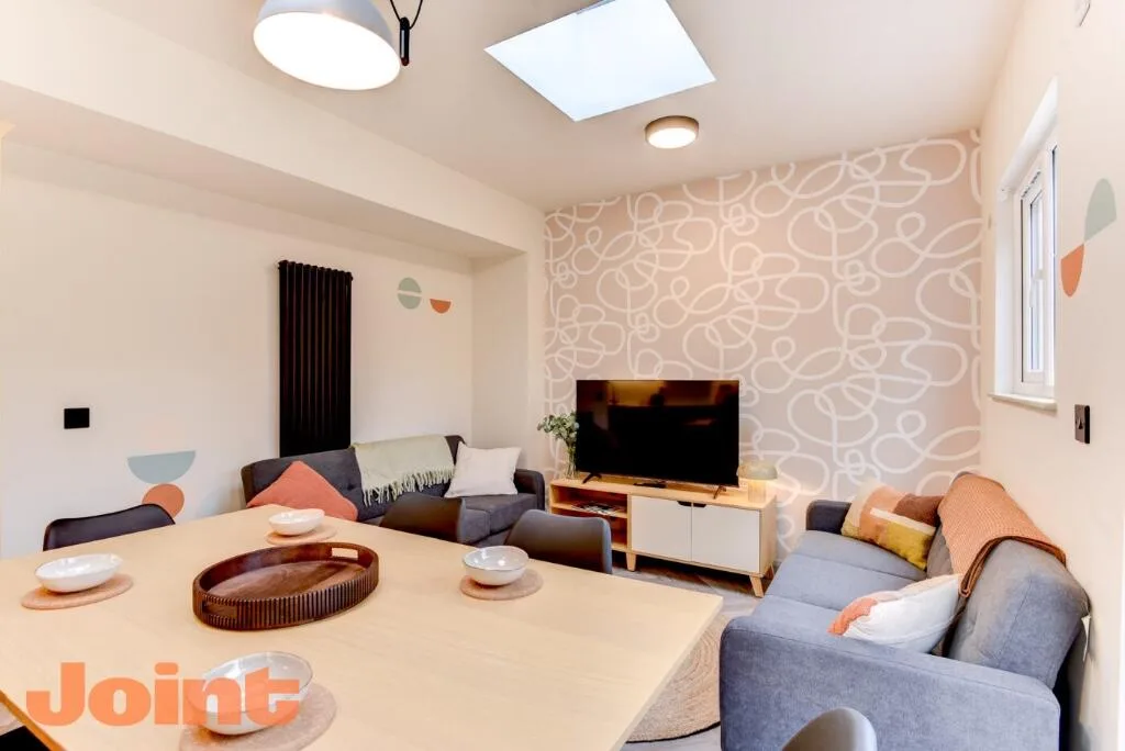 6 bedroom house share for rent
