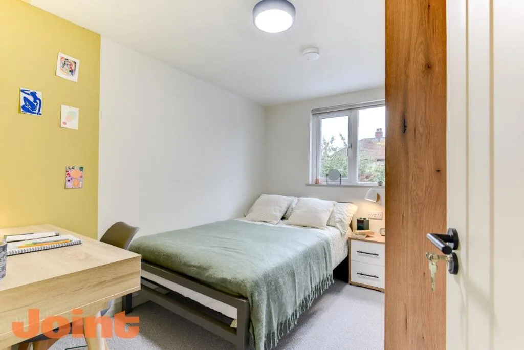 6 bedroom house share for rent