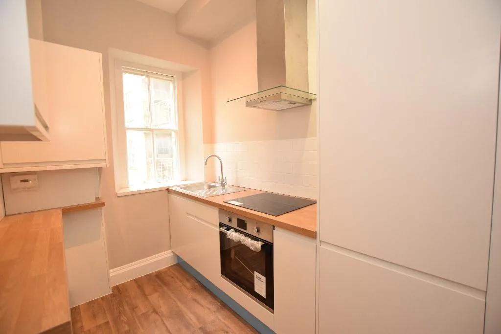 1 bedroom ground floor flat for rent