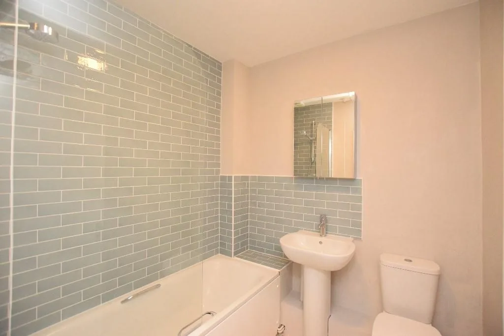 1 bedroom ground floor flat for rent
