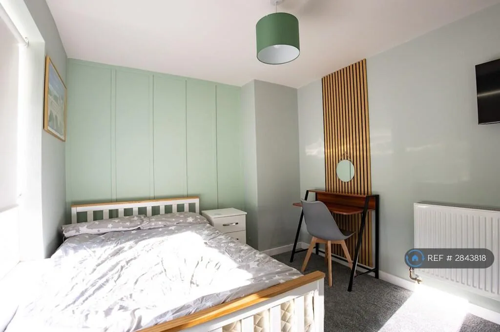1 bedroom house share for rent