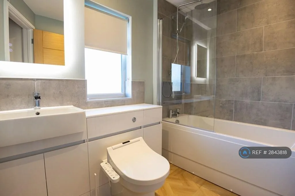 1 bedroom house share for rent