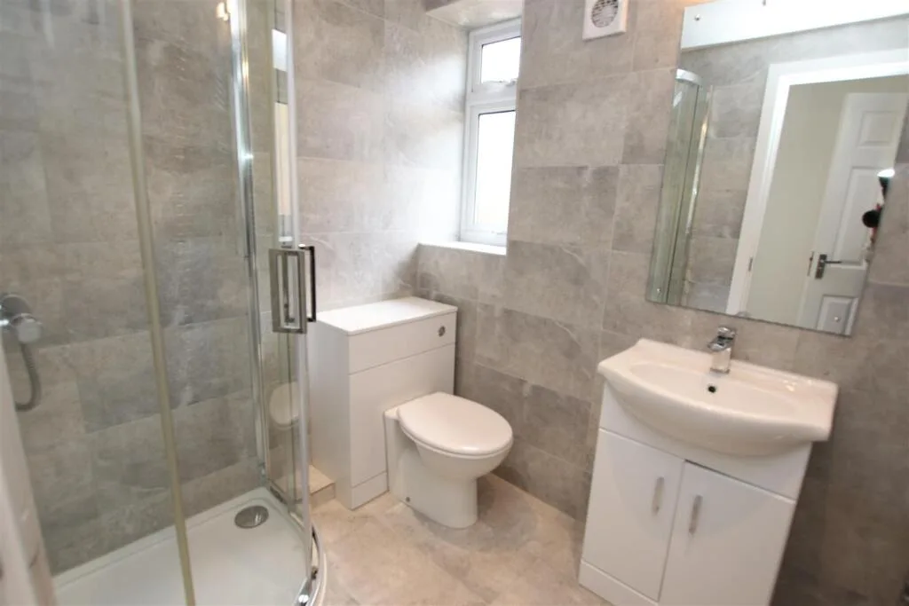 4 bedroom detached house for rent
