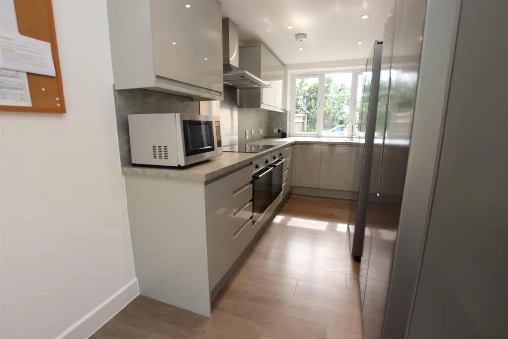 4 bedroom detached house for rent