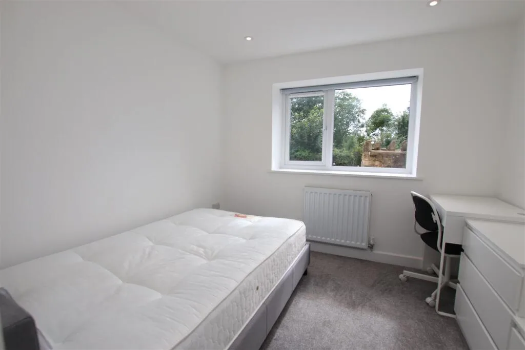 4 bedroom detached house for rent