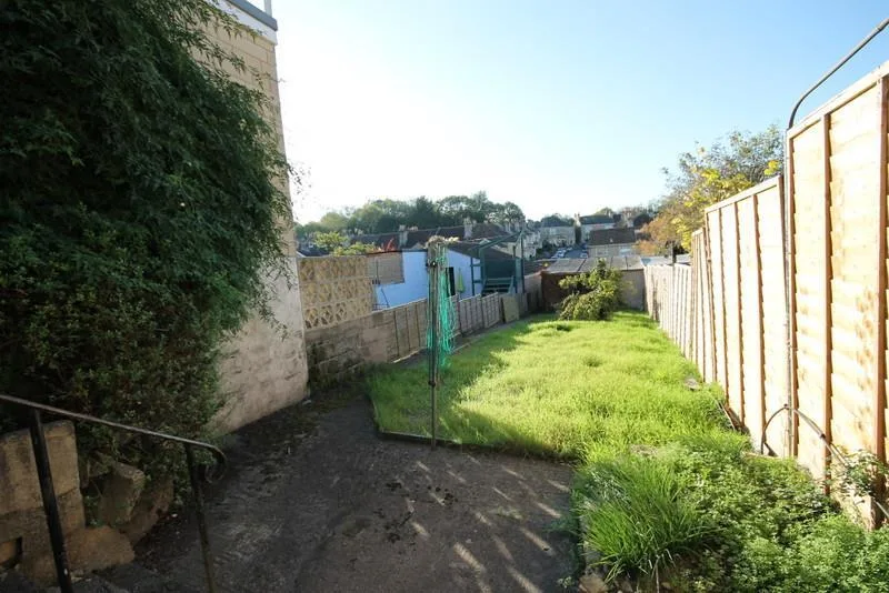 5 bedroom house for rent