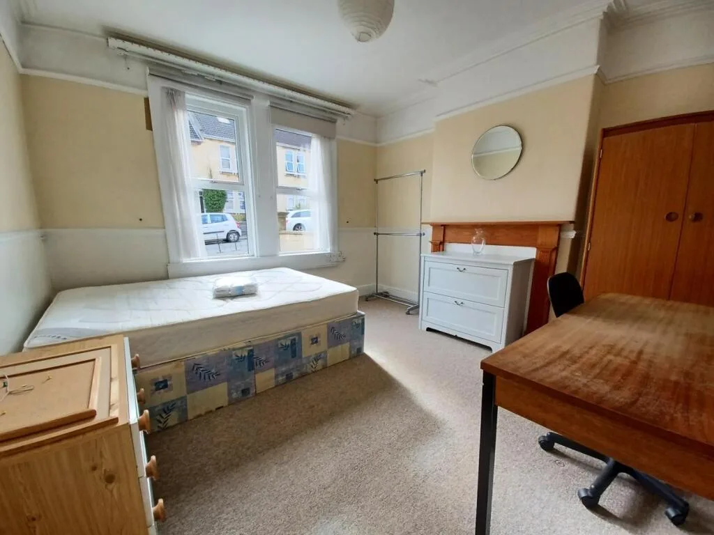 5 bedroom house for rent