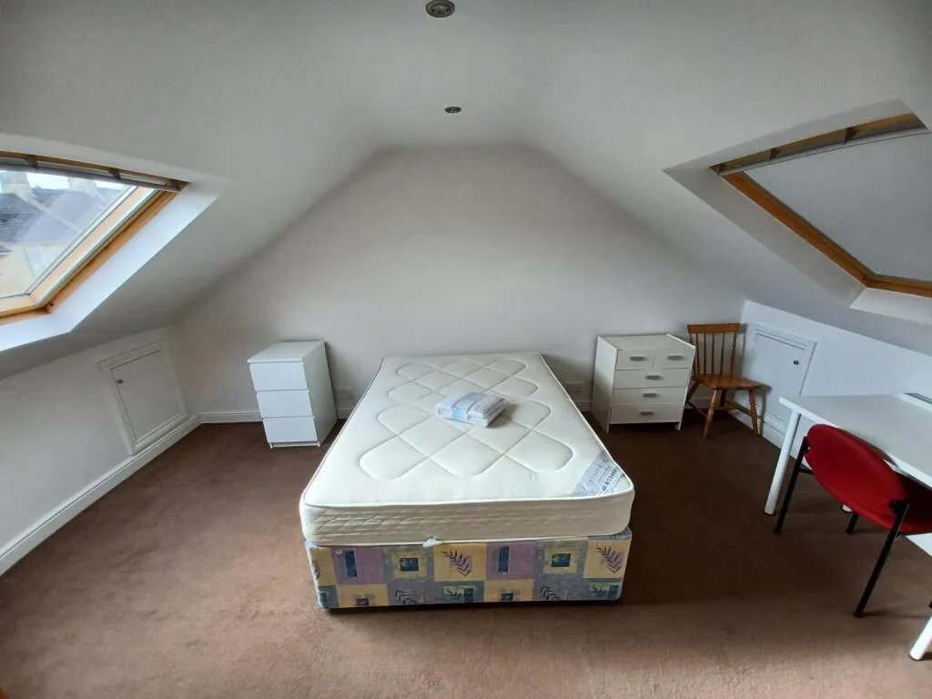 5 bedroom house for rent