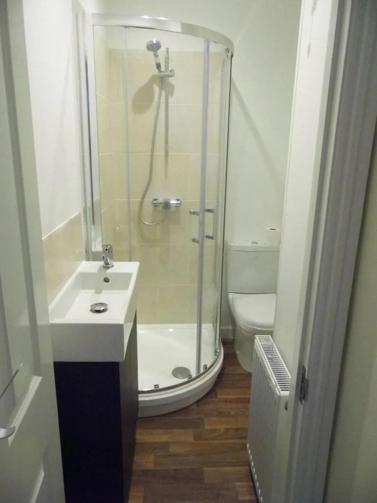 5 bedroom terraced house for rent