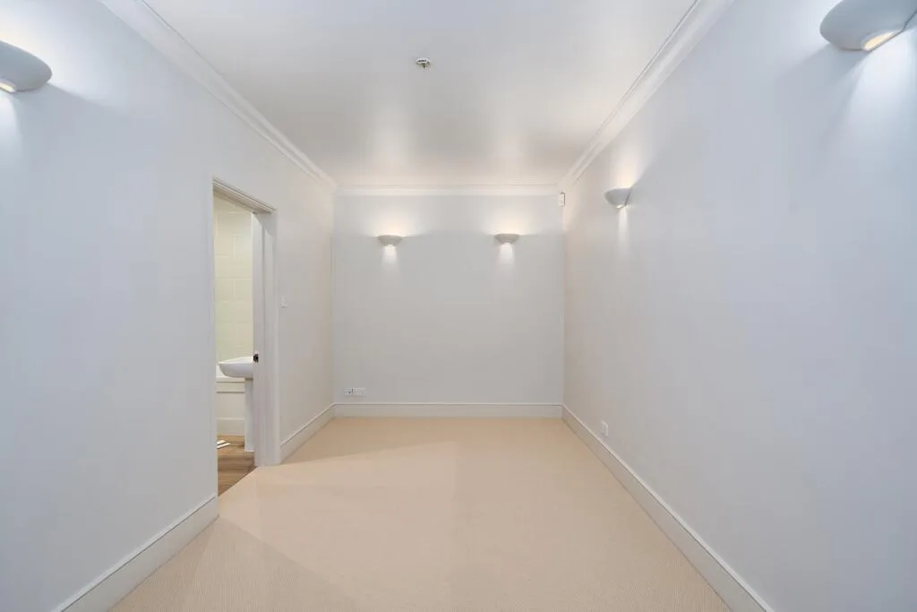 3 bedroom mews property for rent