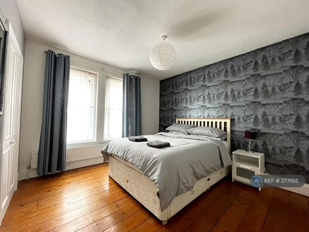 4 bedroom detached house for rent