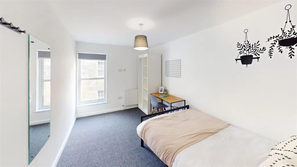 1 bedroom house share for rent