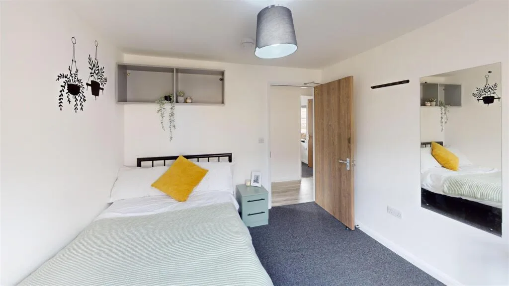 1 bedroom house share for rent