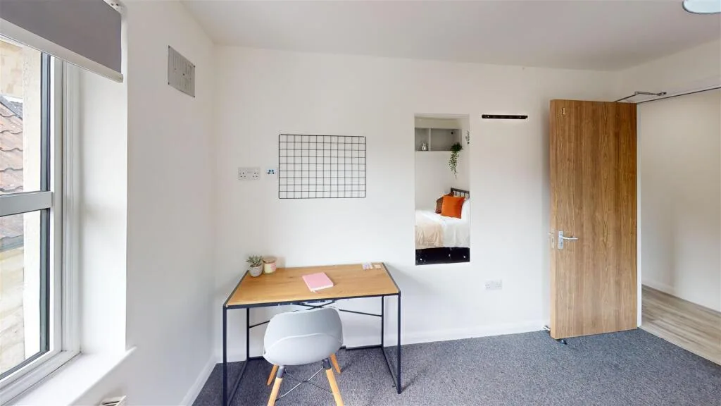 1 bedroom house share for rent