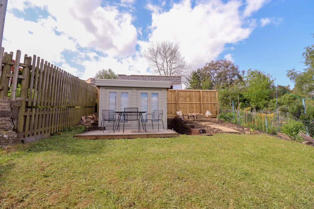 2 bedroom terraced house for rent