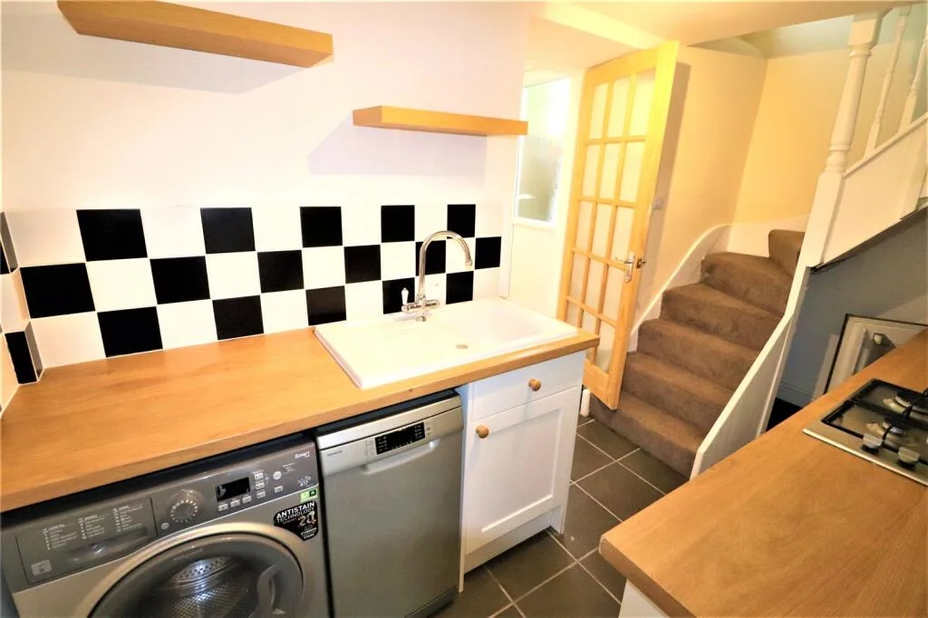 2 bedroom terraced house for rent