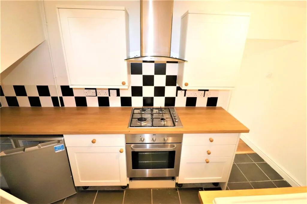 2 bedroom terraced house for rent