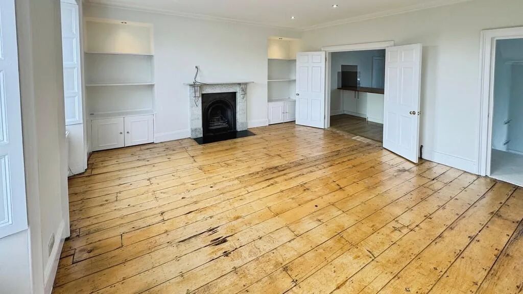 3 bedroom maisonette for rent