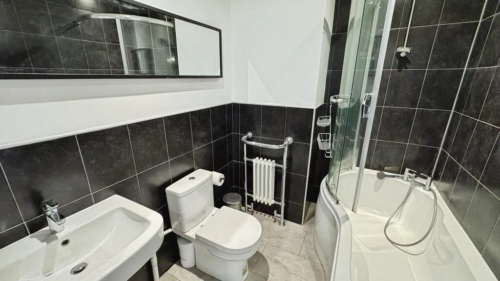 3 bedroom maisonette for rent
