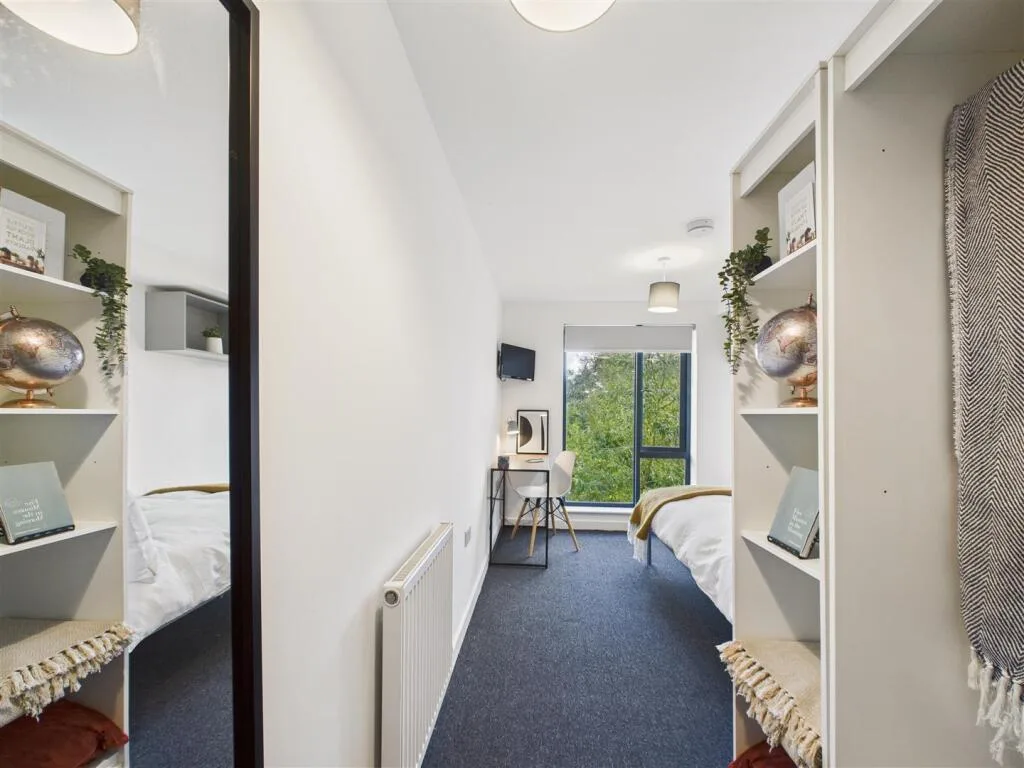 1 bedroom house share for rent