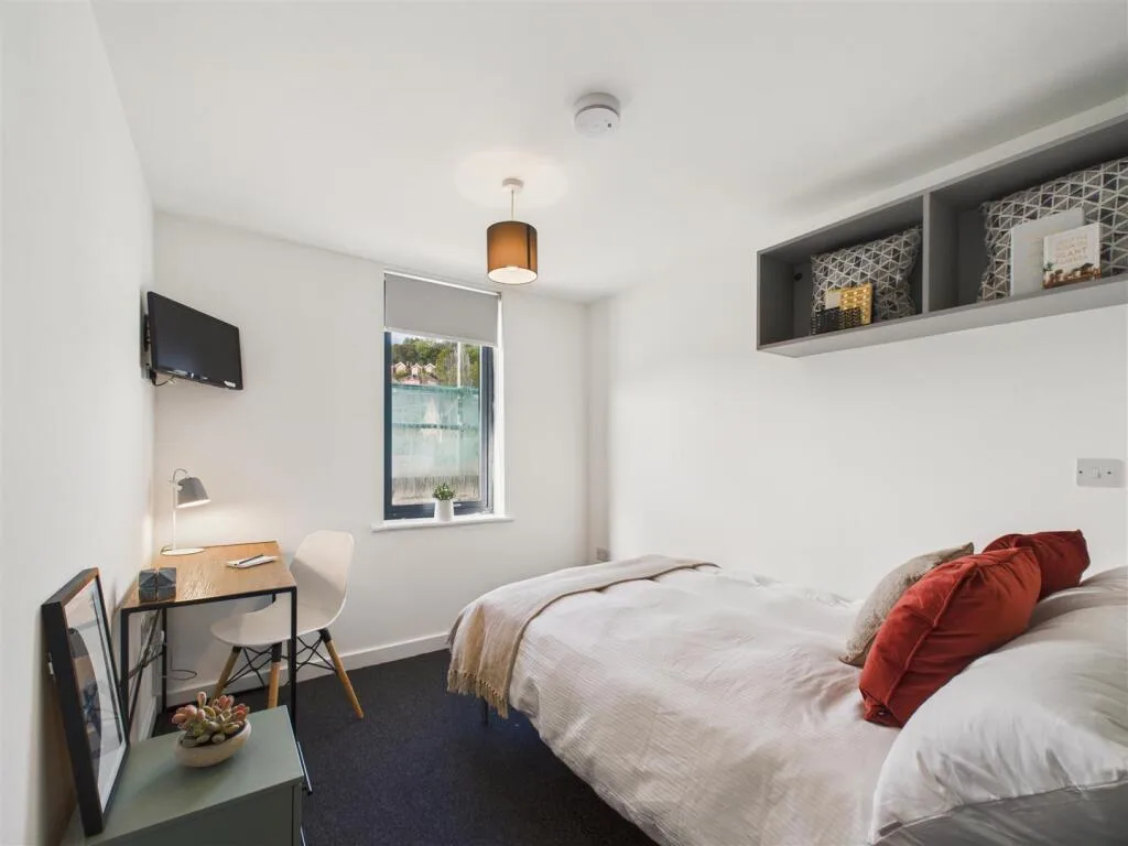 1 bedroom house share for rent