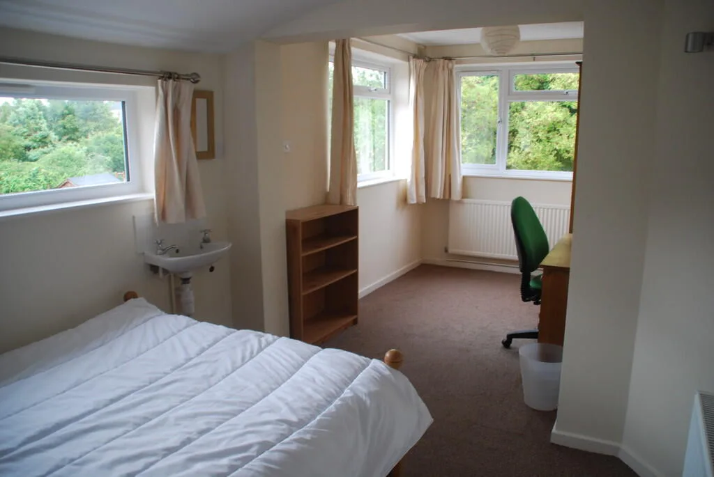 5 bedroom house share for rent