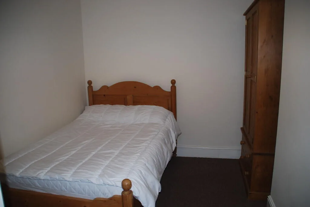 5 bedroom house share for rent