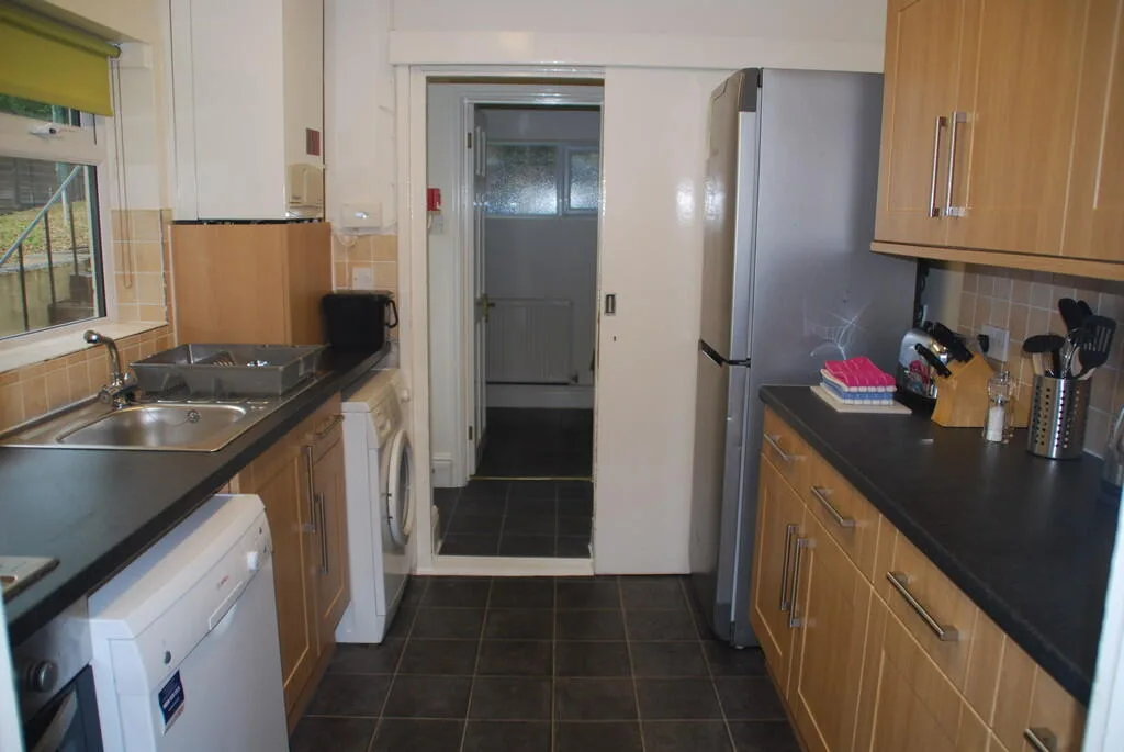 5 bedroom house share for rent