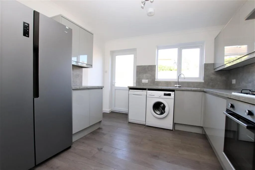 1 bedroom end of terrace house for rent