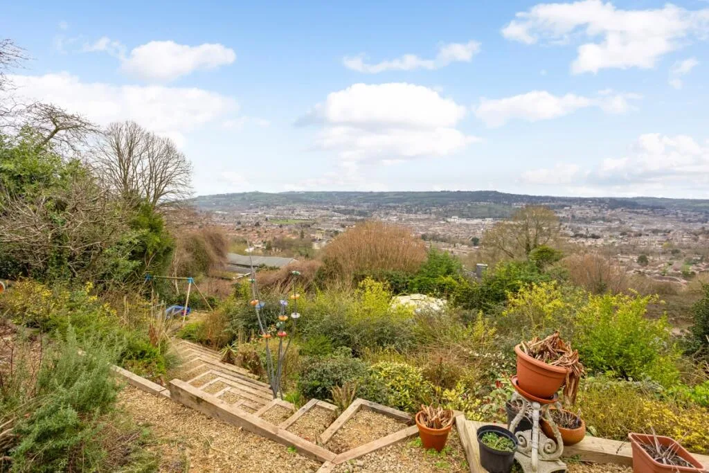 3 bedroom town house for rent