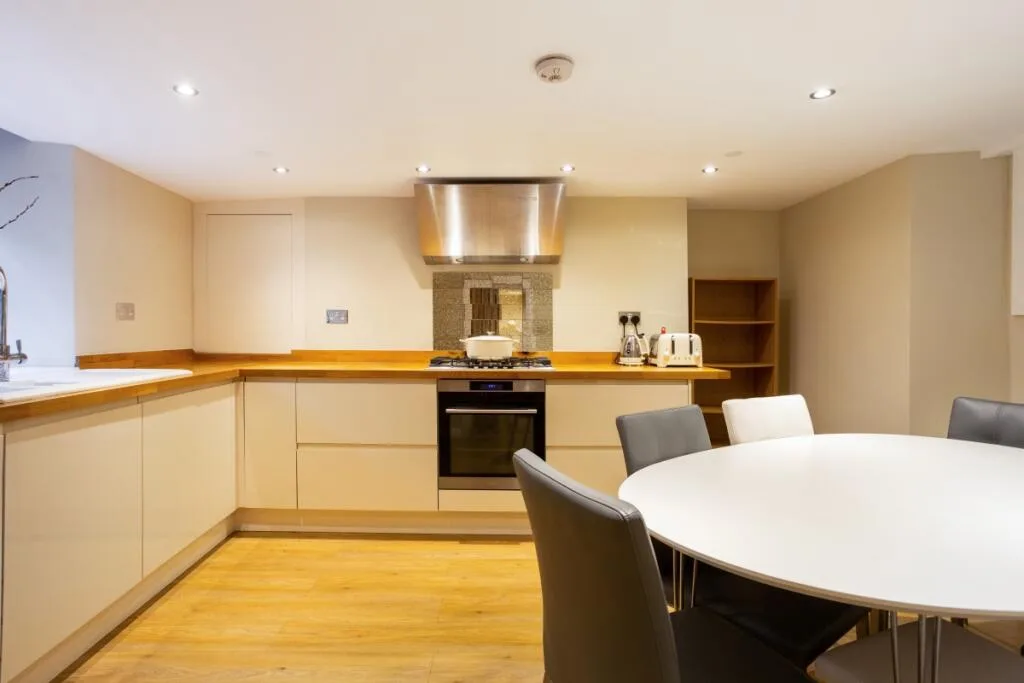 3 bedroom town house for rent