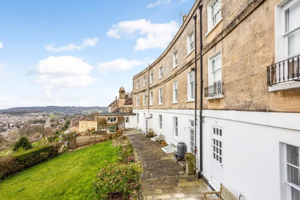 3 bedroom town house for rent
