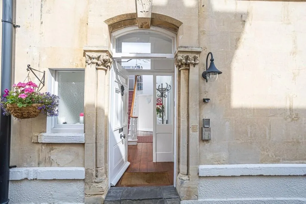 Studio flat for rent