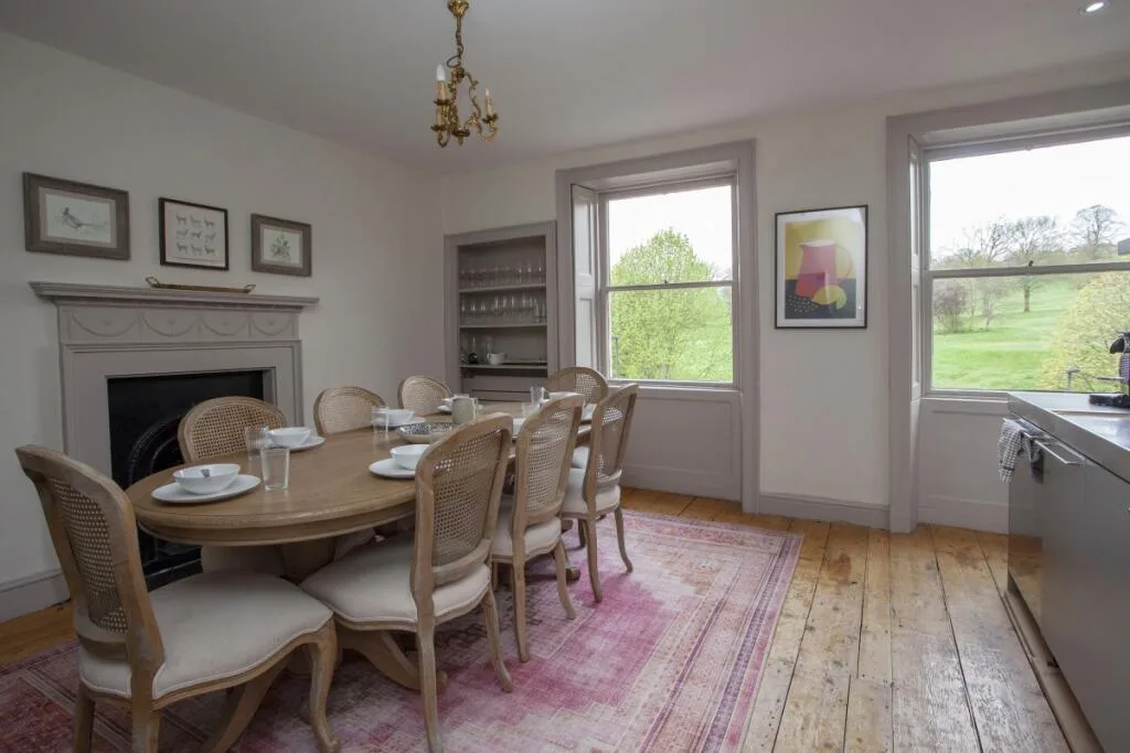 4 bedroom semi-detached house for rent
