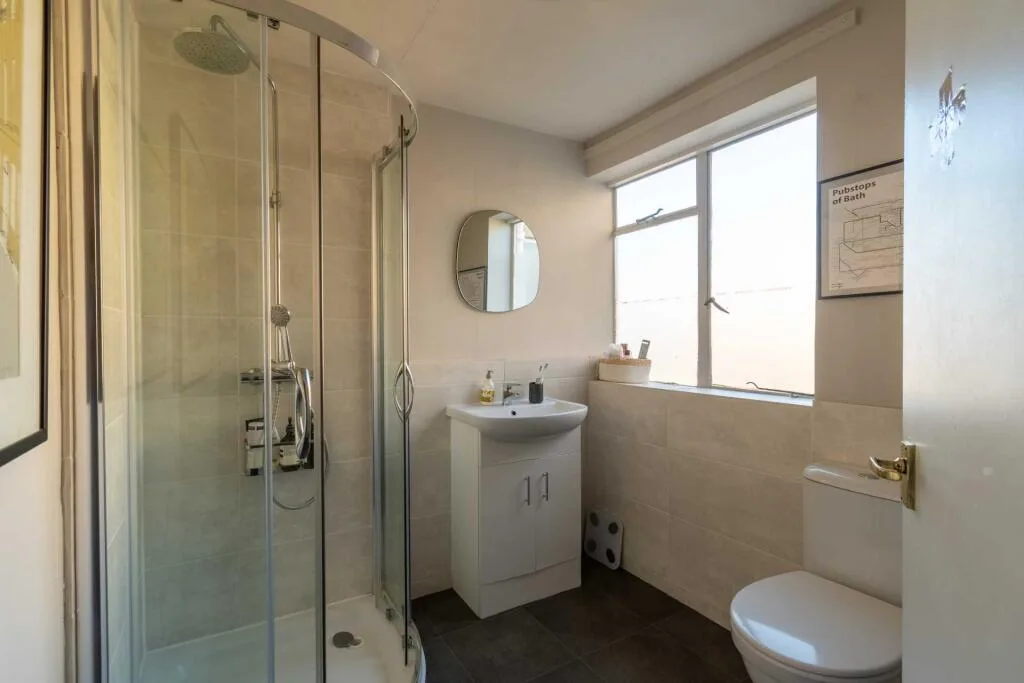 2 bedroom maisonette for rent