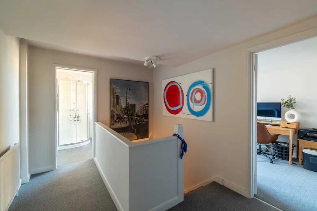 2 bedroom maisonette for rent