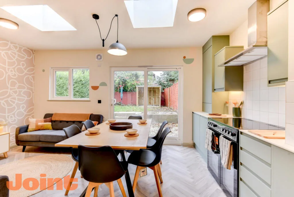 1 bedroom house share for rent