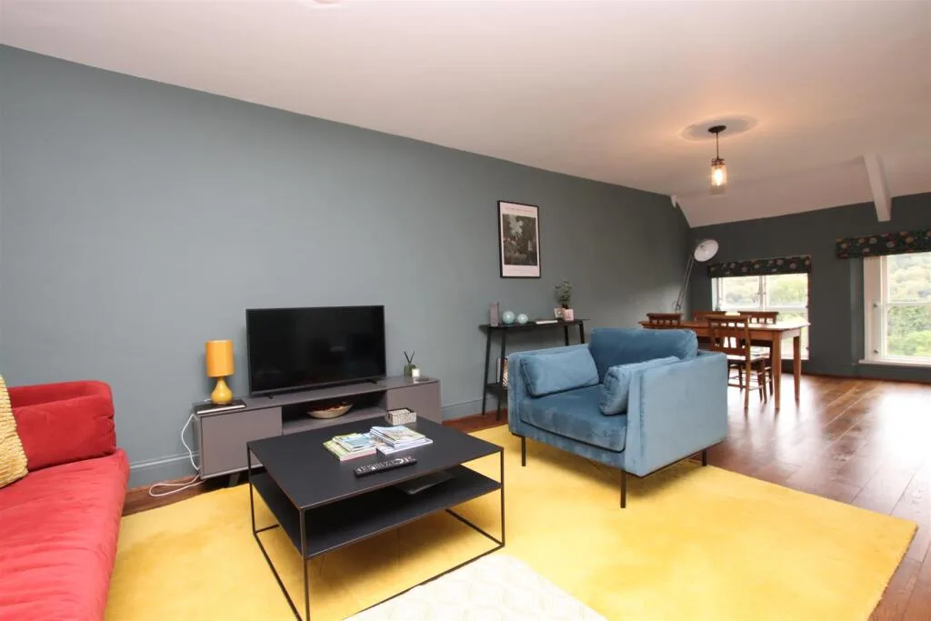3 bedroom apartment for rent