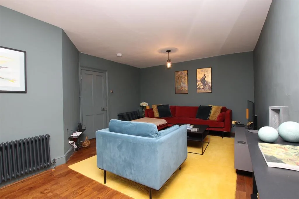 3 bedroom apartment for rent