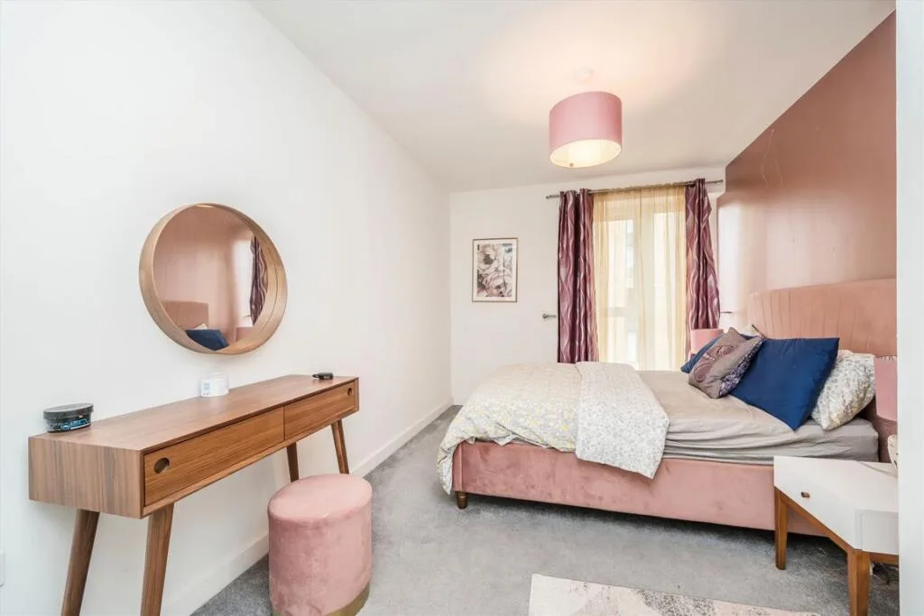 3 bedroom flat for rent