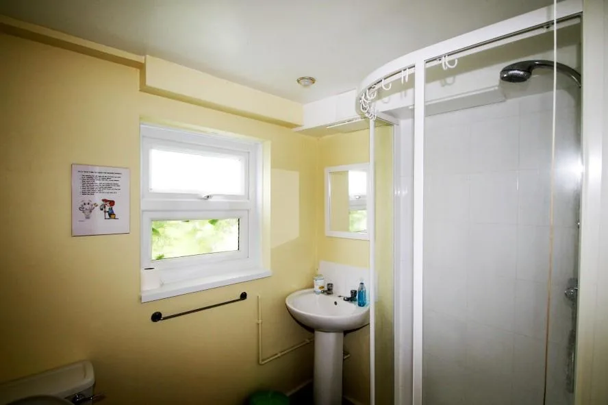 5 bedroom terraced house for rent