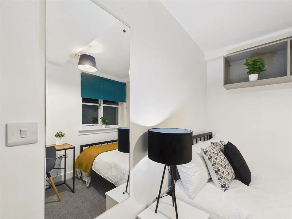 1 bedroom house share for rent