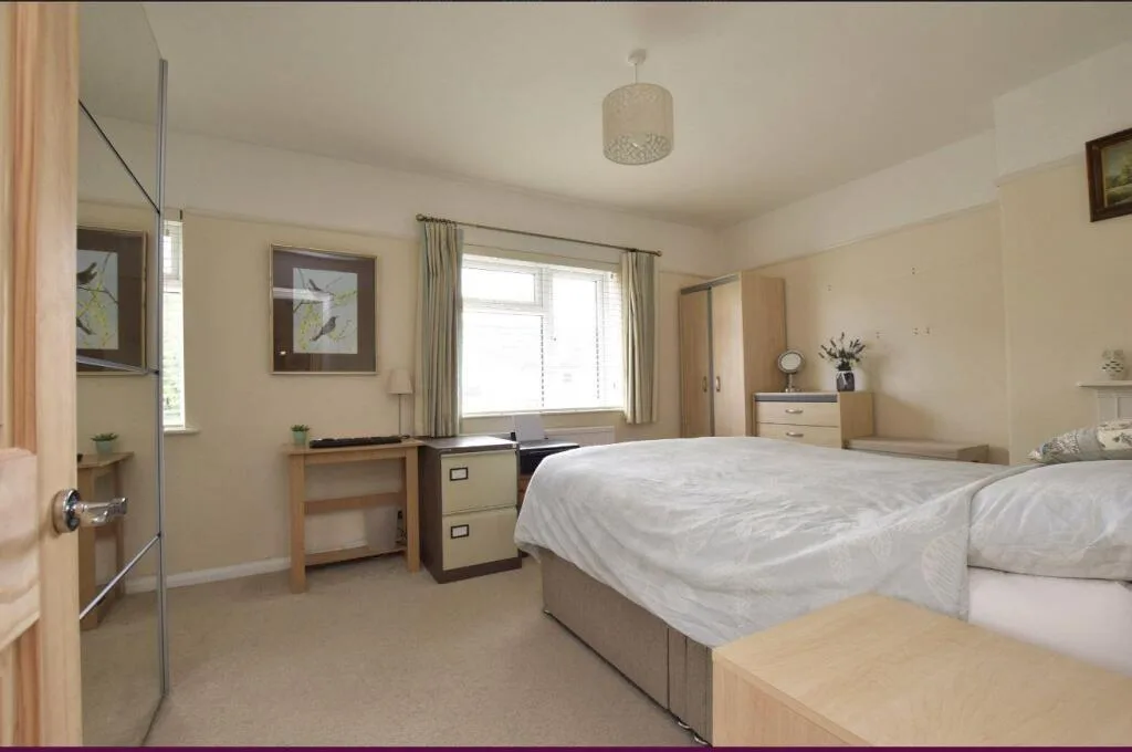 3 bedroom semi-detached house for rent