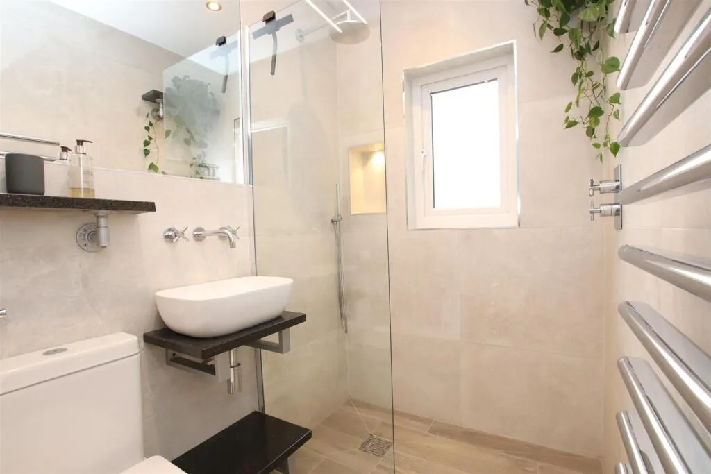 4 bedroom house for rent