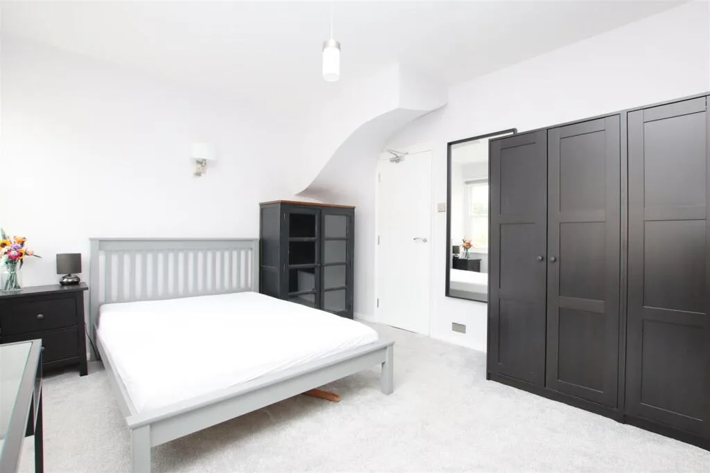 4 bedroom house for rent