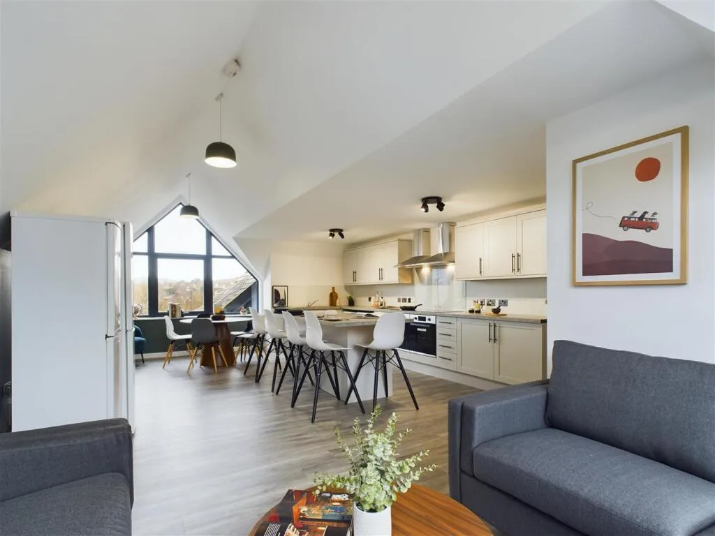 1 bedroom house share for rent