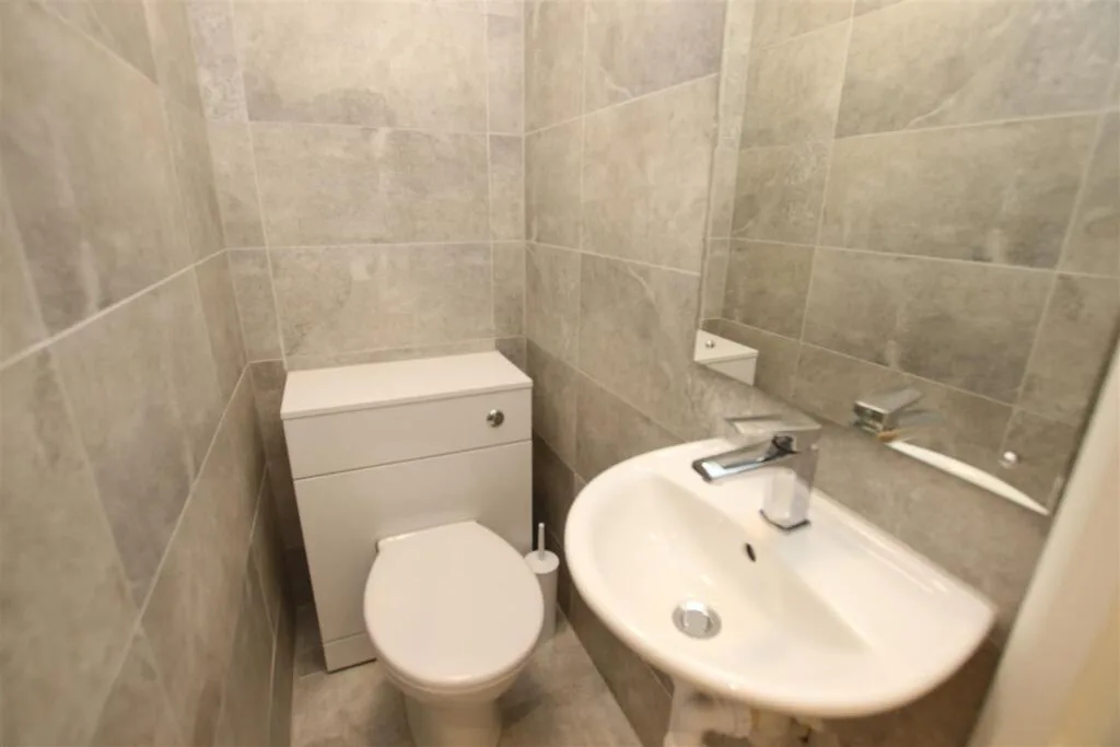 1 bedroom detached house for rent