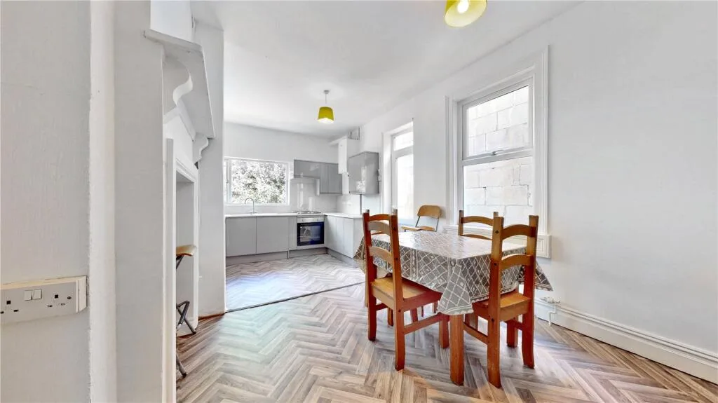 1 bedroom end of terrace house for rent